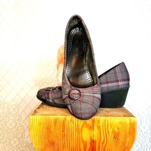 Plaid Wedge Heel Shoe